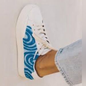 Soludos Sz 9 Ibiza Platform Psychedelic Spiral Marine Blue Sneakers NIB